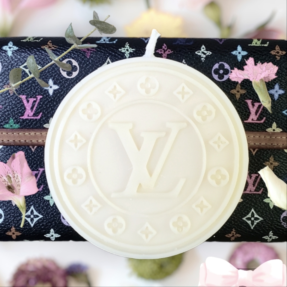Luxury-themed Candle